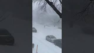 Current visuals from Montréal Québec Canada 🇨🇦 expecting up to 40cm of snow ❄️🌨️🥶 [upl. by Erick]