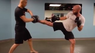 32 Classic Kickboxing Combinations [upl. by Marian]